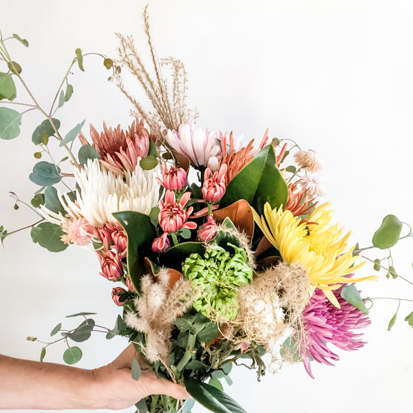 Thanksgiving Bouquet Centerpiece November 25, 2025