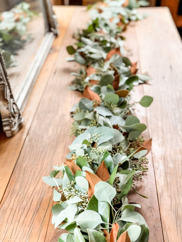 Holiday Garland Delivery